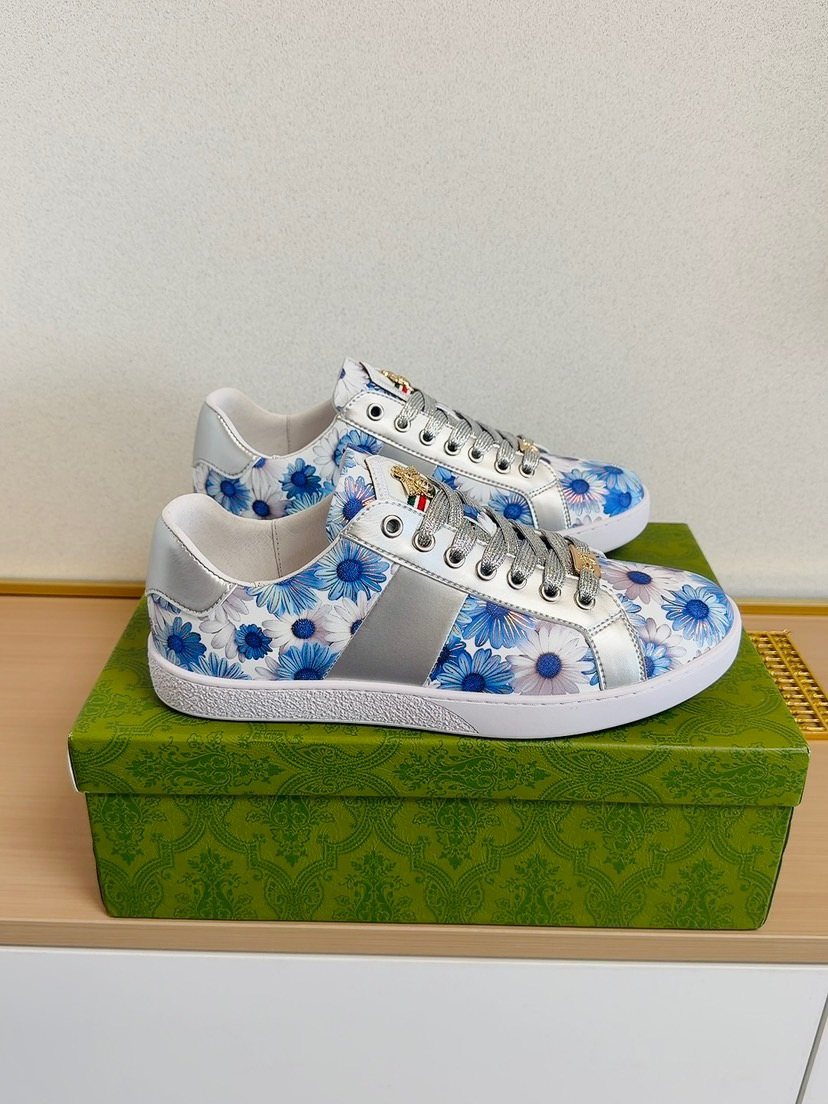 Gucci Floral Low-Top Sneakers